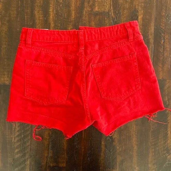H&M Red Shorts - Picture 3 of 10